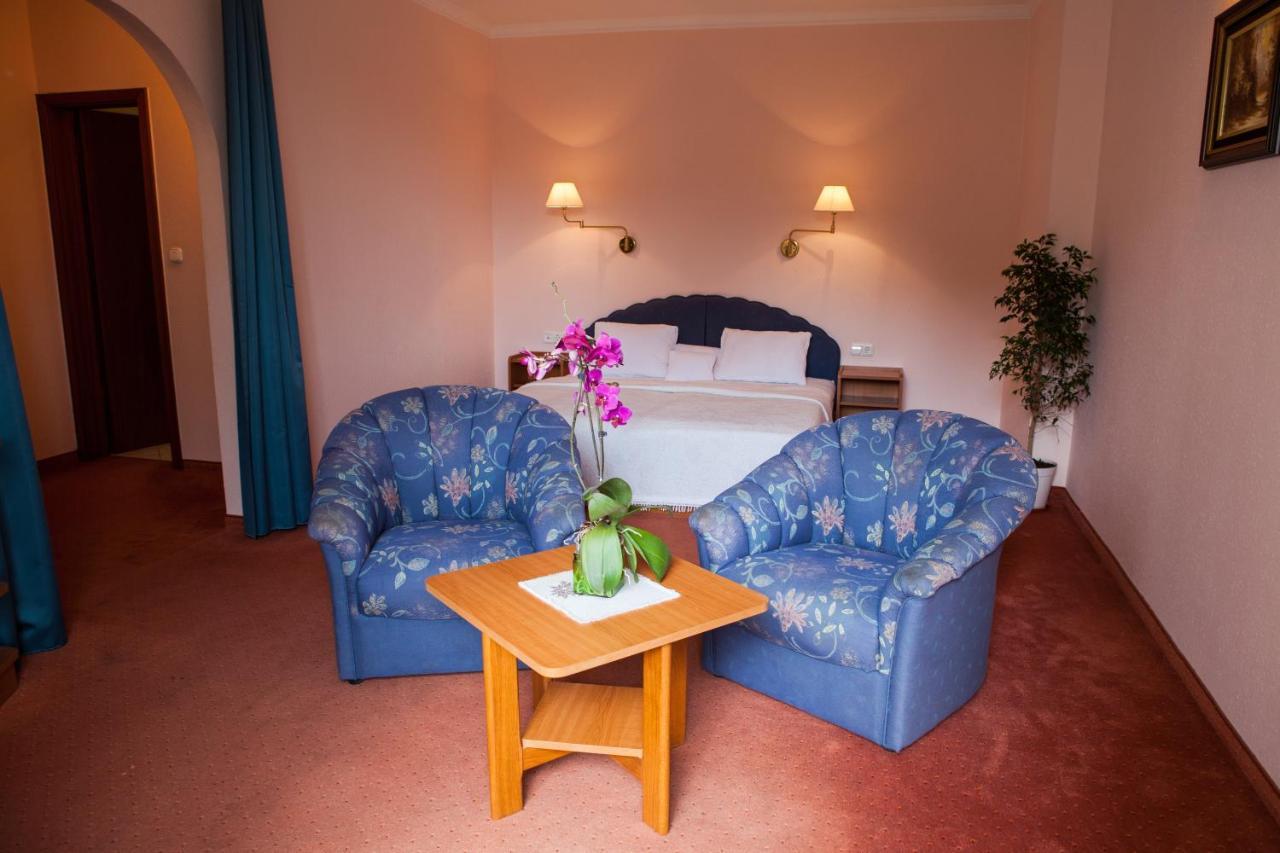 Villa Mediterran Hévíz Εξωτερικό φωτογραφία
