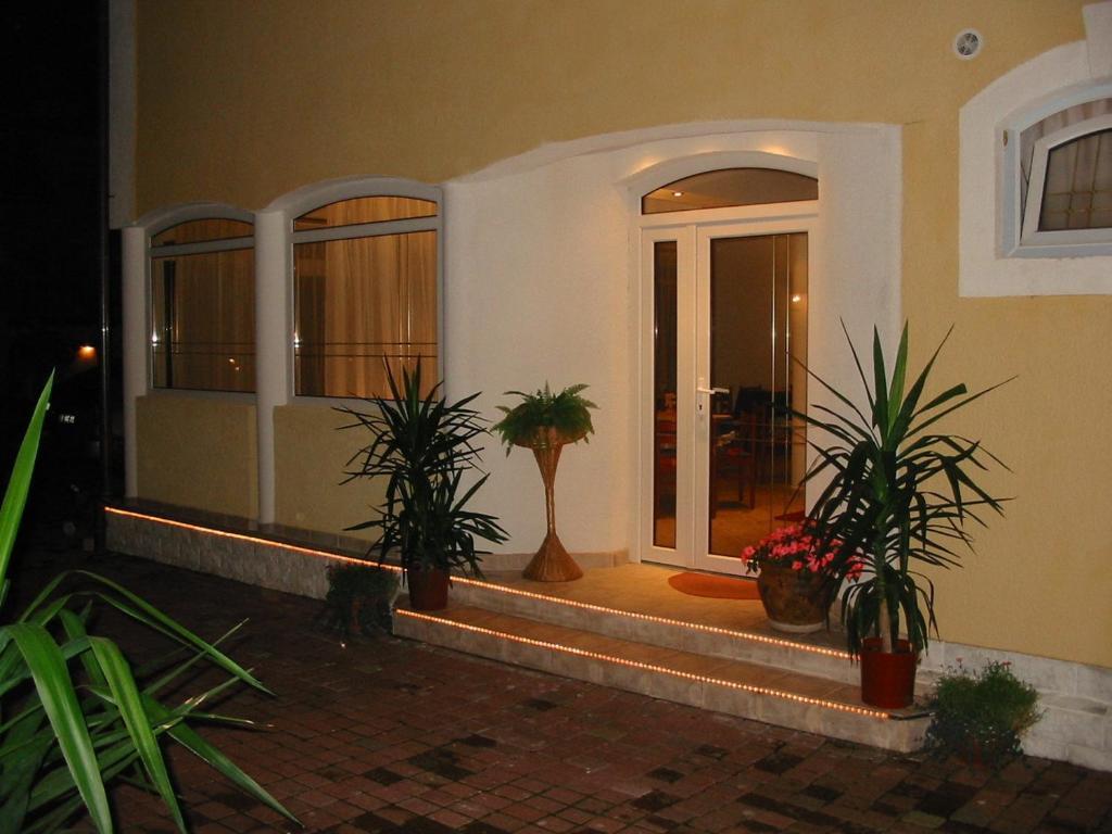 Villa Mediterran Hévíz Εξωτερικό φωτογραφία